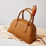 2026 New Boston Cowhide Female Bag Lady Fashion Daily Casual Shoulder Bag Girls Crossbody Messenger Commute Tote