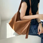 2026 New Fashion Casual Tote Bag Women Handbags Soft Leather Large Capacity Single Shoulder Bag Female Crossbody Handbag