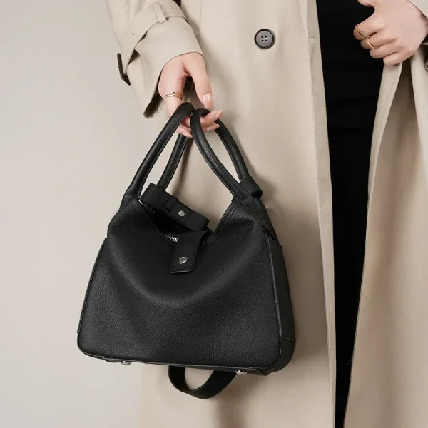 2026 New Vegetable Basket Fashion Large Capacity Women's Shoulder Bag Real Leather Bag for Lady Simple Fashion Bucket Bag