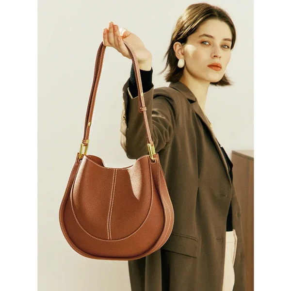 2026 Women Cowhide Saddle Bag Fashion Ladies Shoulder Bag Simple Leather Shoulder Crossbody Bag for Women