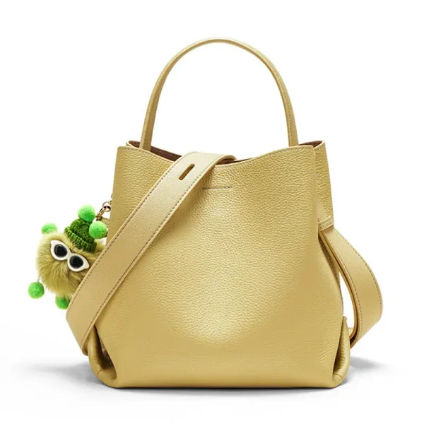 Genuine Leather Bucket Bag Fashion Handbags for Women Designer Luxury Shoulder Crossbody Tote Bags with Cartoon Pendant 2022 New