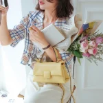 Ladies Messenger Bag Female Small Square Bag Clutch Bags Handbag Genuine Leather Shoulder Bag for Women Solid Colour Armpit Bag